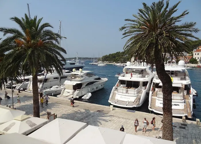 gostionica Town Center Hvar Town