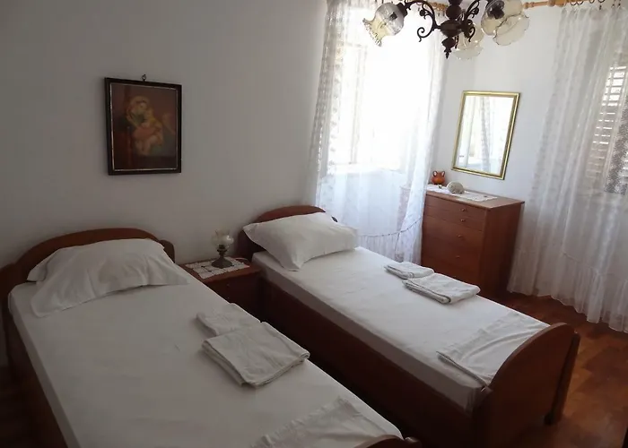 Town Center 3* Hvar Town