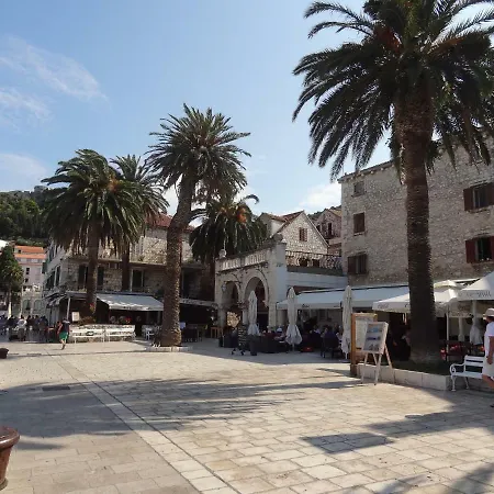 Inn Town Center 3*