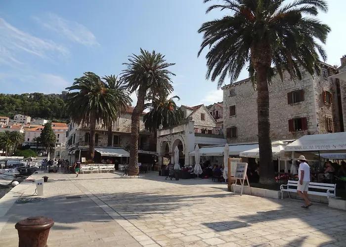 Estalagem Town Center 3*